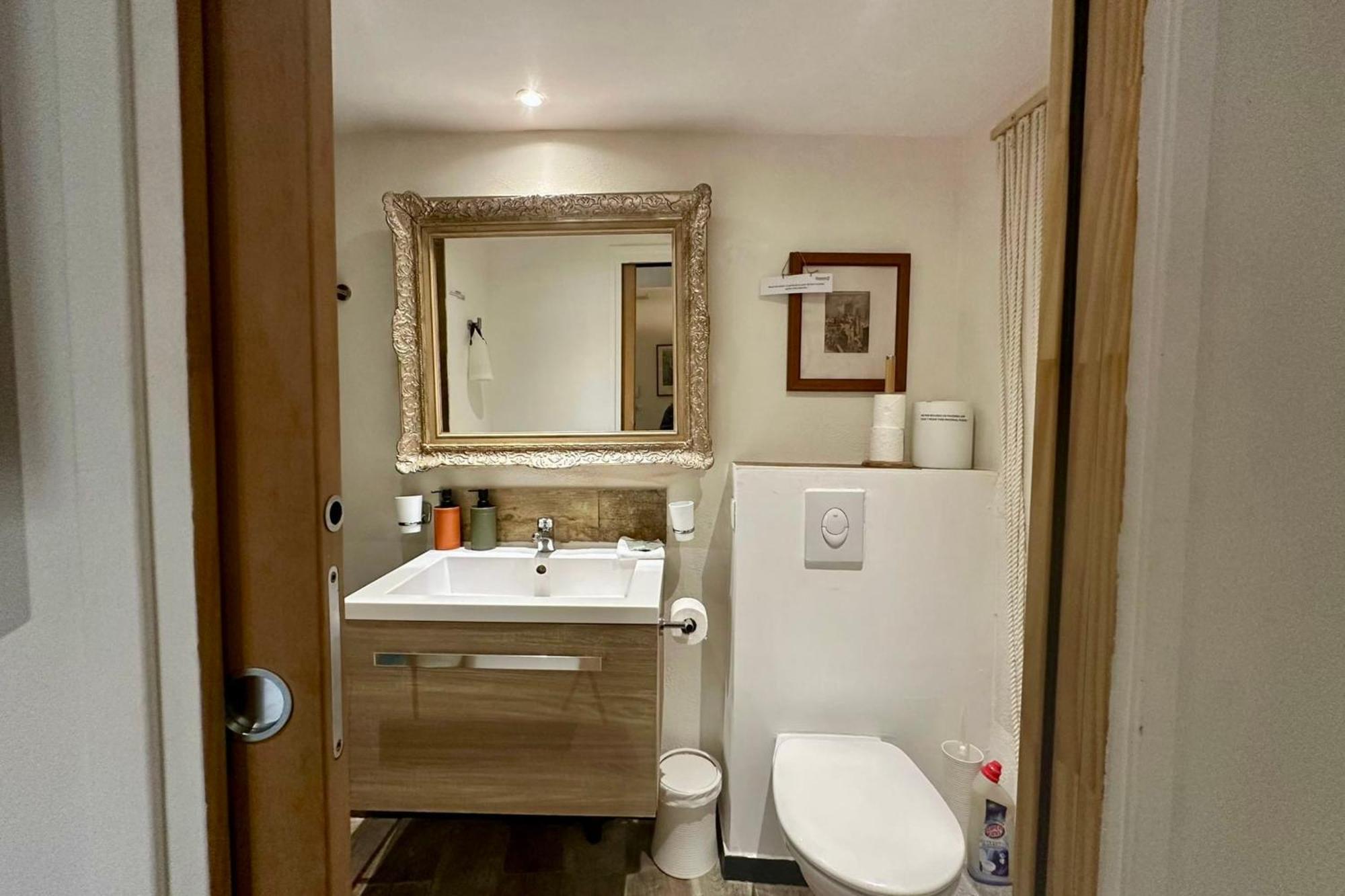 Charming Little Duplex Historic Center! *