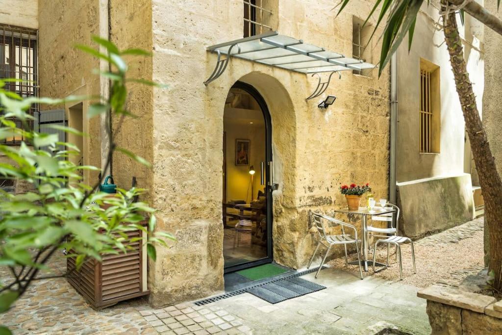 Appartement L'ecusson - Duplex With Exterior! *